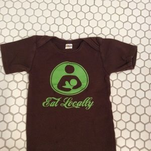 Boy/ girl t shirt 12 mo